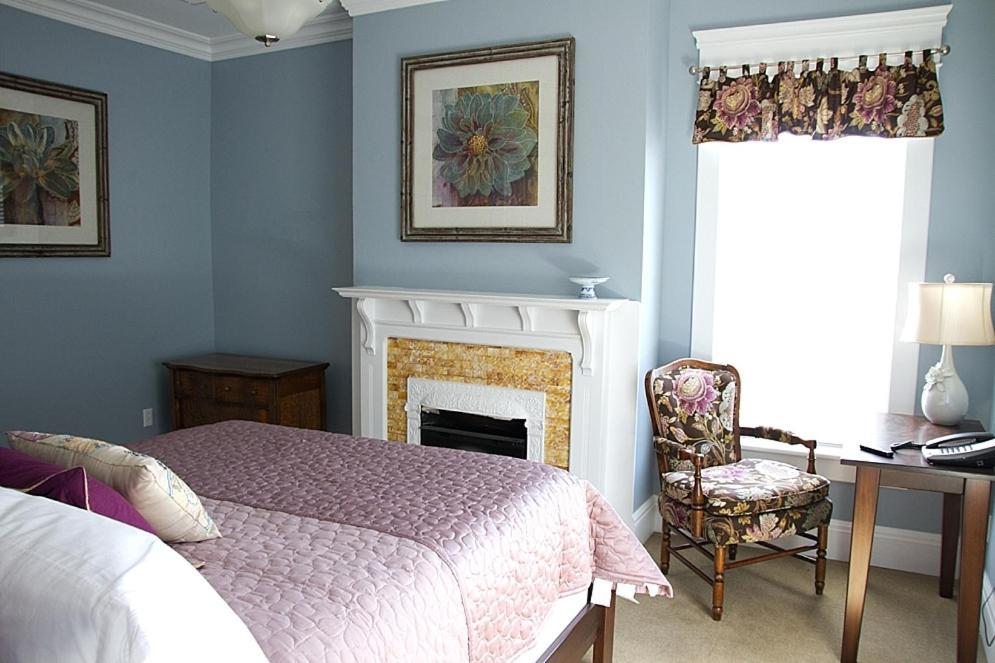 Wishmaker House B&B Bellville Exterior photo